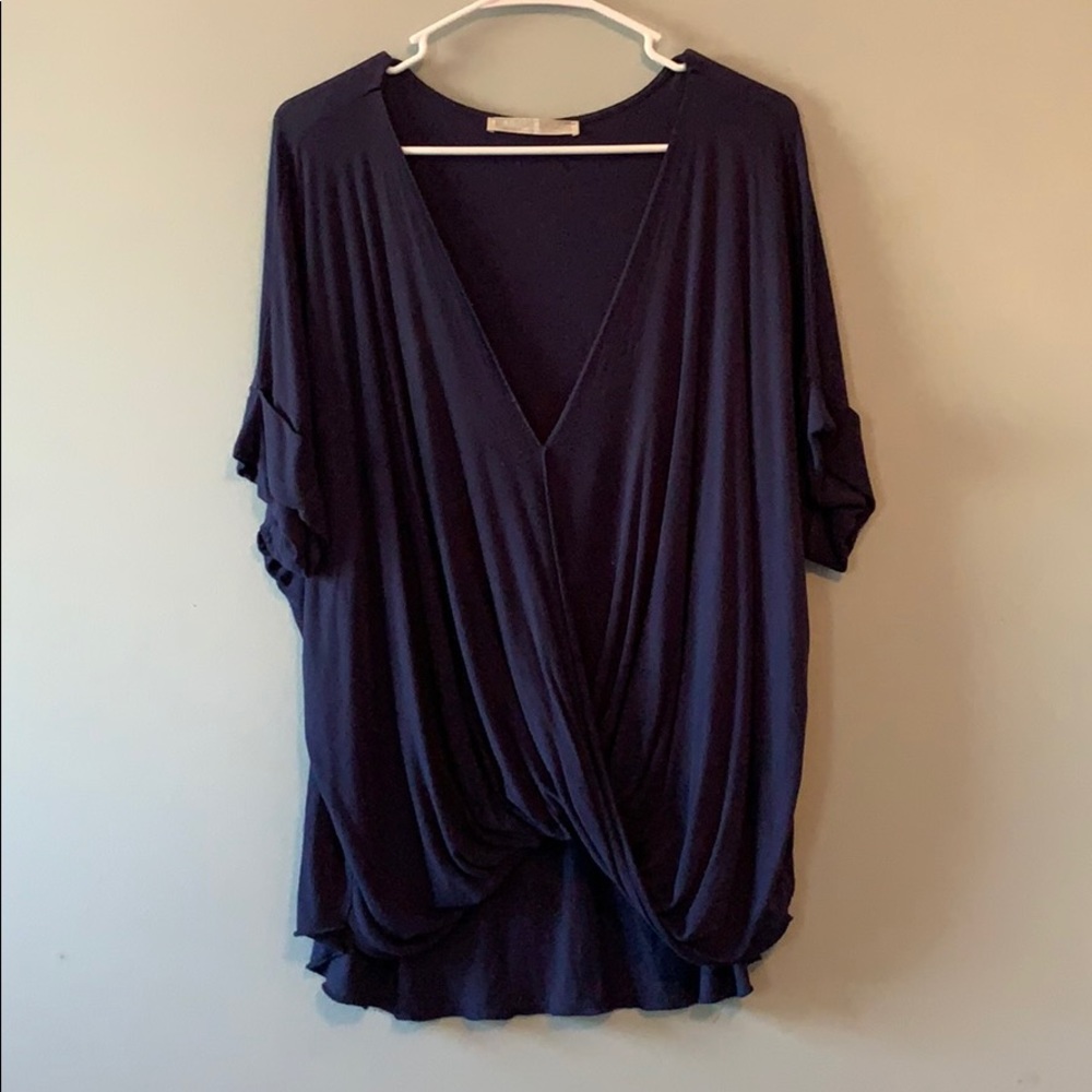 Oversized, navy blouse